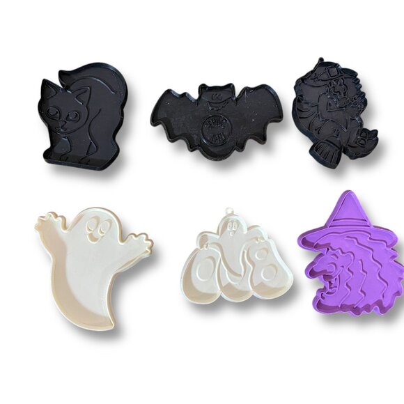 Vintage Hallmark Plastic Halloween Cookie Cutters Witch Ghost Bat Cat Pumpkin - Picture 2 of 4